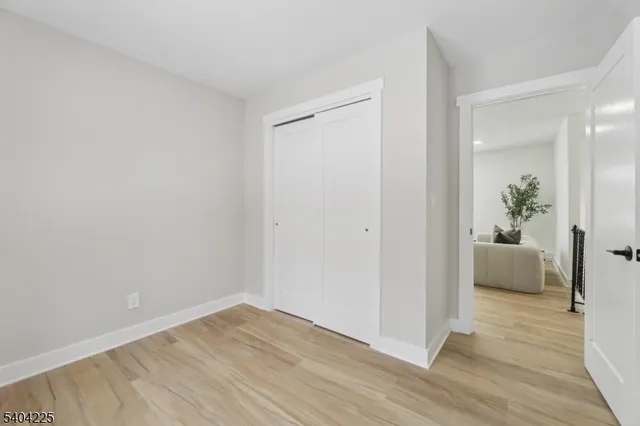 $549,900 | 512 North Lake Shore Drive, Hewitt, NJ 07421