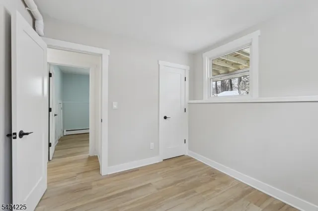 $549,900 | 512 North Lake Shore Drive, Hewitt, NJ 07421