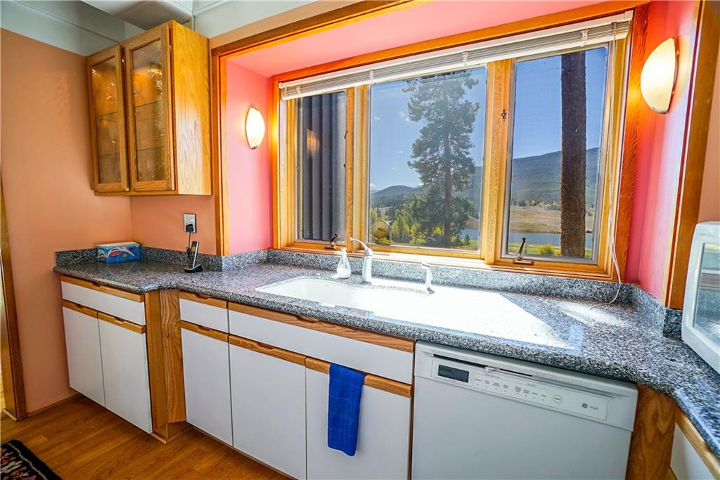 63 Saxifrage Road Keystone, CO 80435 - Photo 5 of 25 a view of a sink and a granite countertop in a room