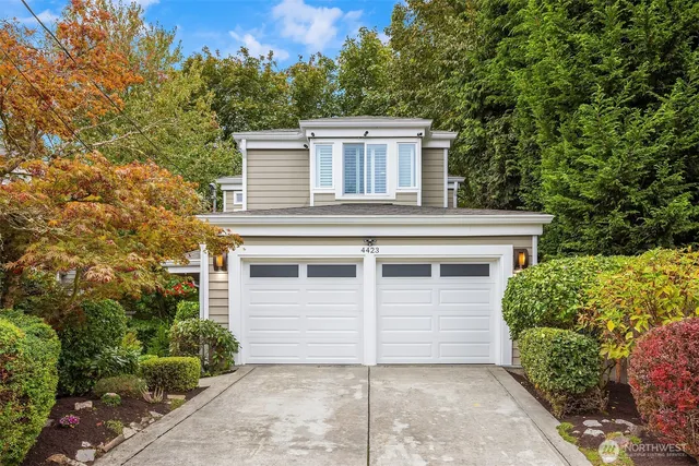 $1,399,999 | 4423 Brygger Drive West, Seattle, WA 98199