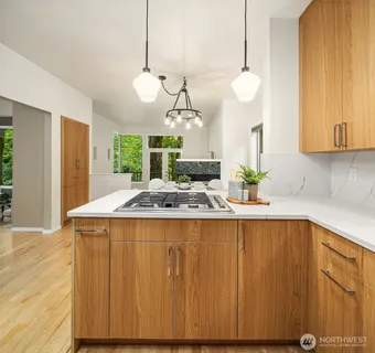 $1,339,900 | 4423 Brygger Drive West, Seattle, WA 98199