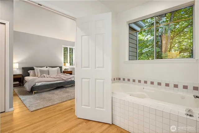 $1,399,999 | 4423 Brygger Drive West, Seattle, WA 98199