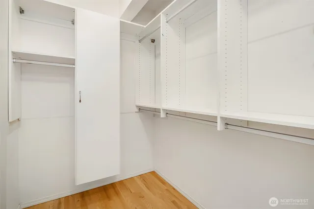 $1,399,999 | 4423 Brygger Drive West, Seattle, WA 98199