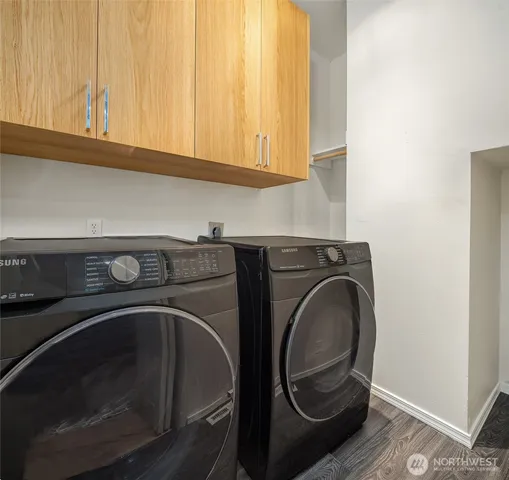 $1,399,999 | 4423 Brygger Drive West, Seattle, WA 98199