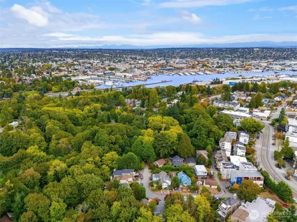 $1,339,900 | 4423 Brygger Drive West, Seattle, WA 98199