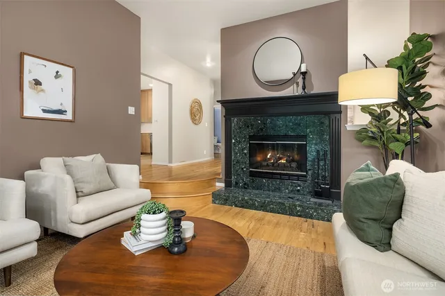 $1,399,999 | 4423 Brygger Drive West, Seattle, WA 98199