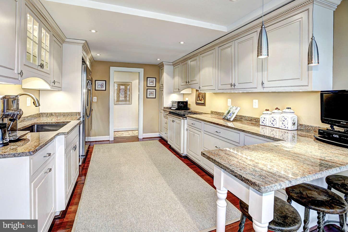 3030 K Street Northwest, Unit PH201 Washington, DC 20007 - Photo 11 of 30 Kitchen