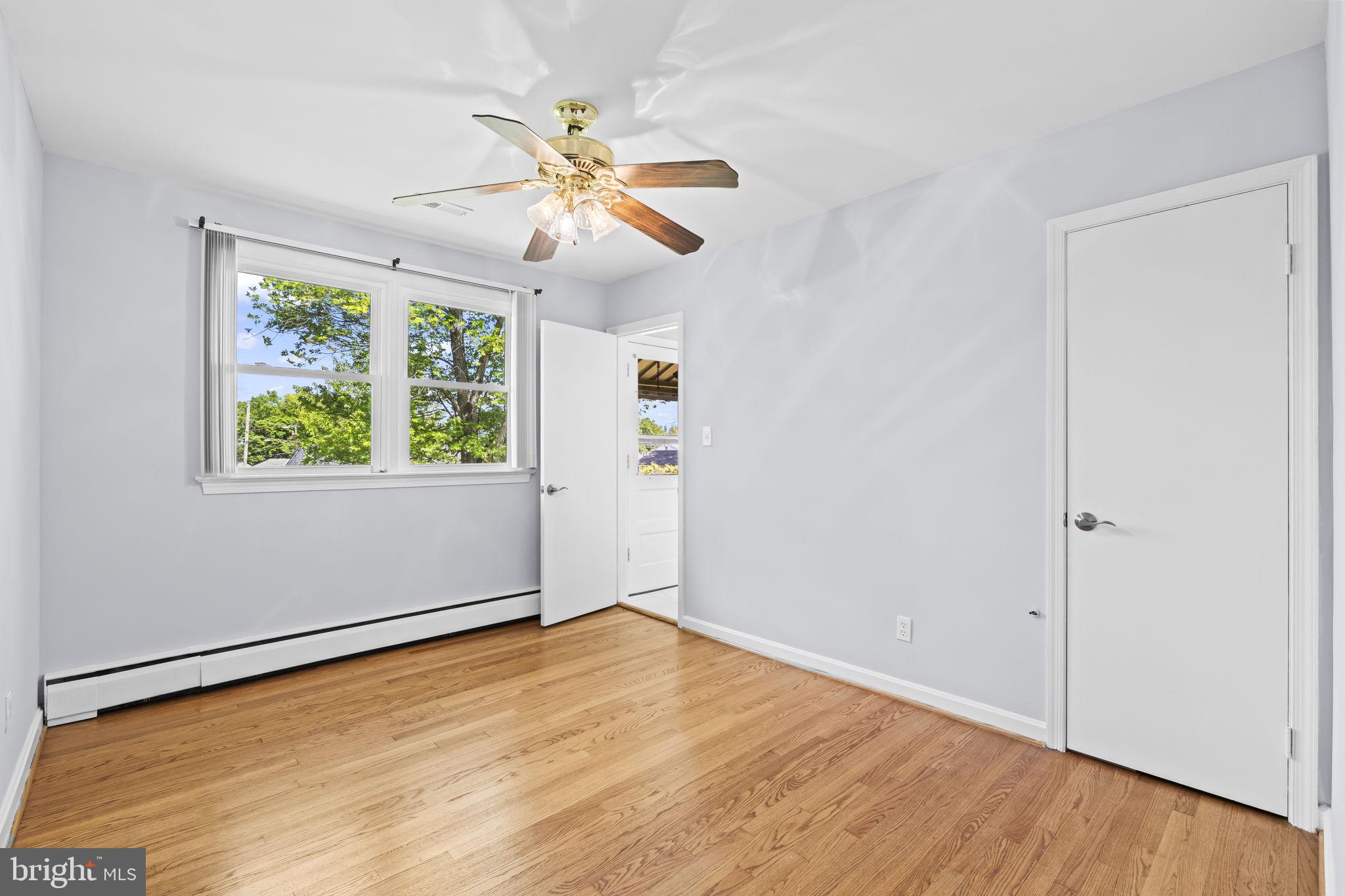 7109 Livingston Road Oxon Hill, MD 20745 - Photo 16 of 31 Bedroom 3