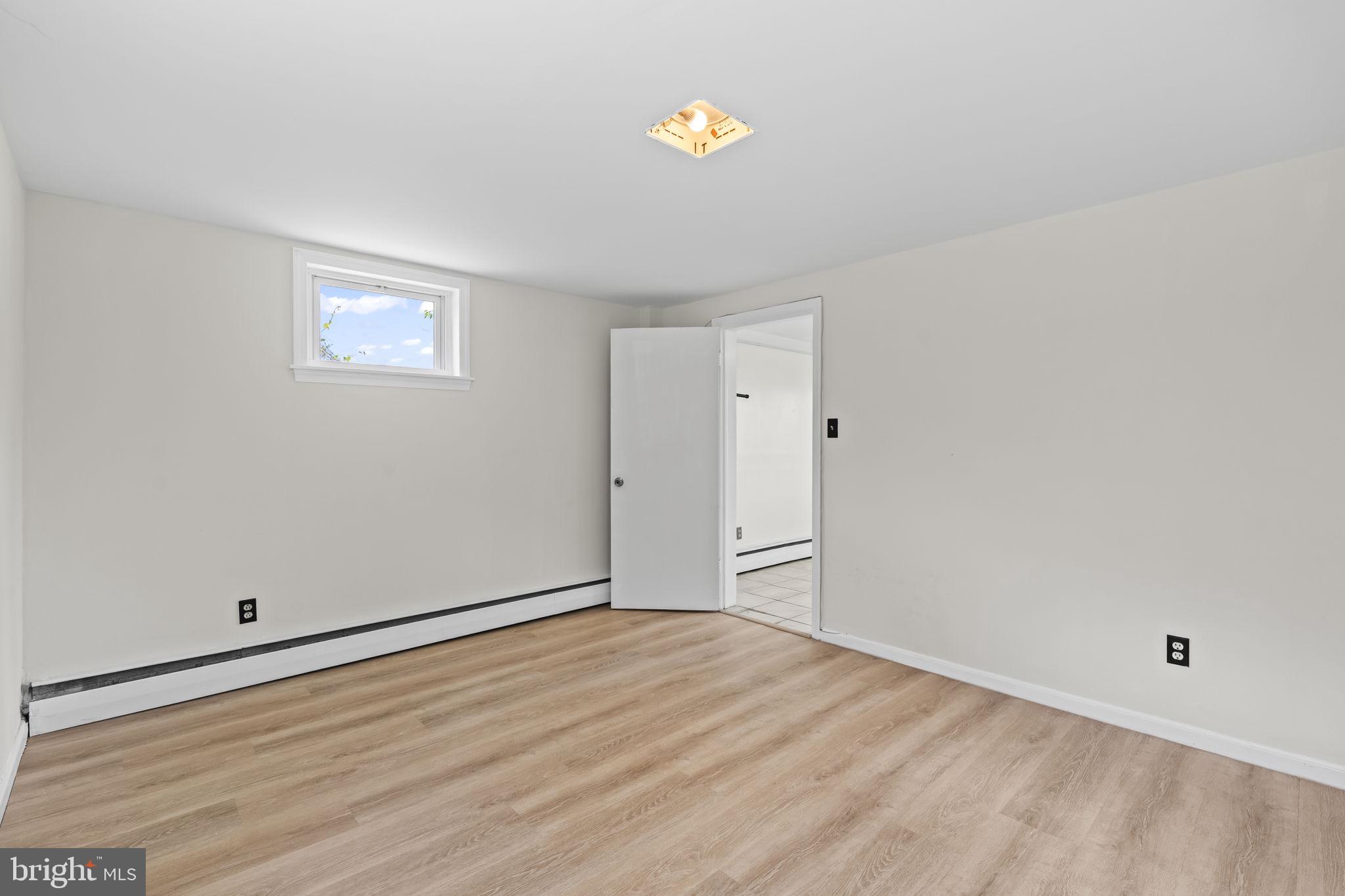7109 Livingston Road Oxon Hill, MD 20745 - Photo 27 of 31 Basement Bonus Room
