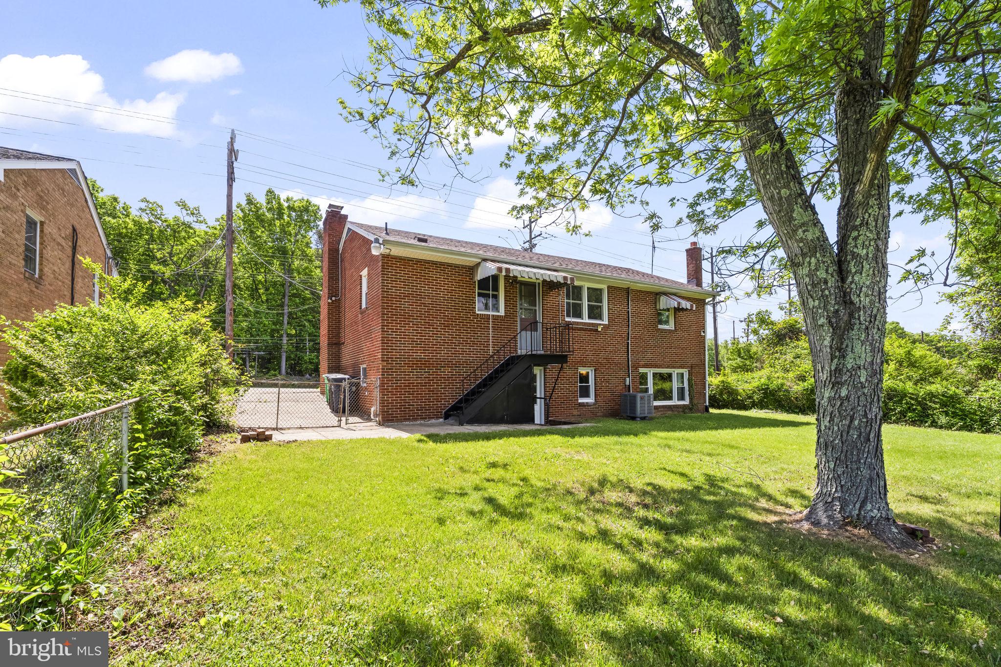 7109 Livingston Road Oxon Hill, MD 20745 - Photo 31 of 31 Rear Exterior