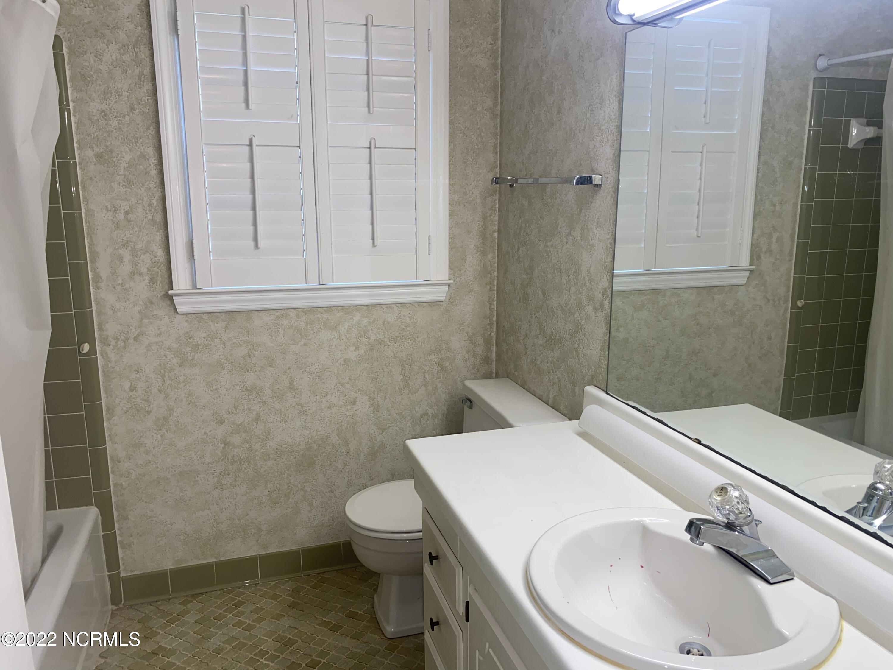 12481 Appin Road Laurinburg, NC 28352 - Photo 14 of 18 96BD0FEB-B43B-4DC3-8BAA-B26835966630