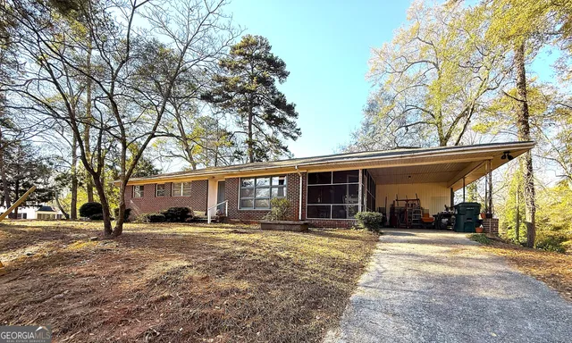 $169,900 | 122 Parkwood Drive, Elberton, GA 30635