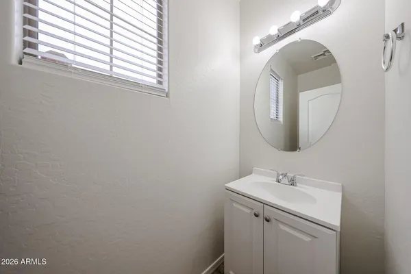 $2,000 | 961 East Redondo Drive, Gilbert, AZ 85296