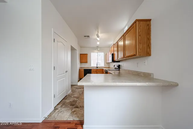 $2,145 | 961 East Redondo Drive, Gilbert, AZ 85296