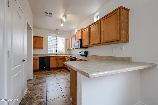 $2,000 | 961 East Redondo Drive, Gilbert, AZ 85296