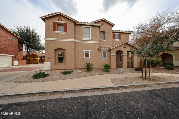 $2,000 | 961 East Redondo Drive, Gilbert, AZ 85296