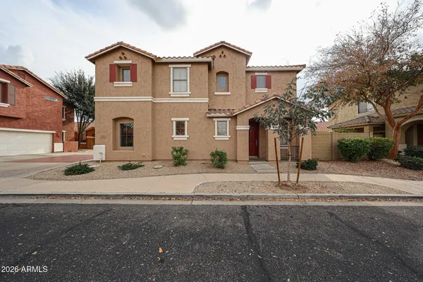 $2,000 | 961 East Redondo Drive, Gilbert, AZ 85296