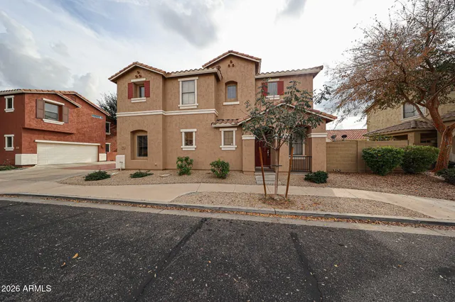 $2,145 | 961 East Redondo Drive, Gilbert, AZ 85296