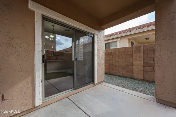 $2,000 | 961 East Redondo Drive, Gilbert, AZ 85296