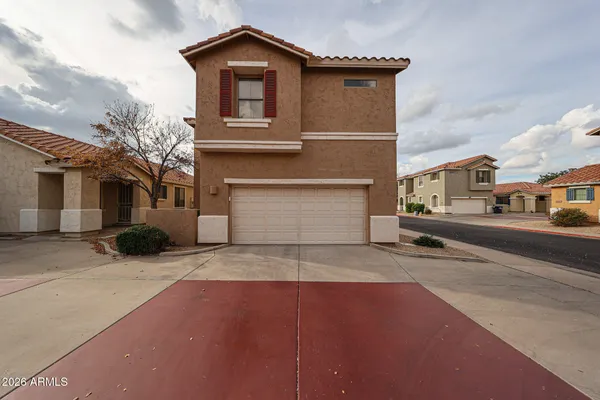 $2,000 | 961 East Redondo Drive, Gilbert, AZ 85296