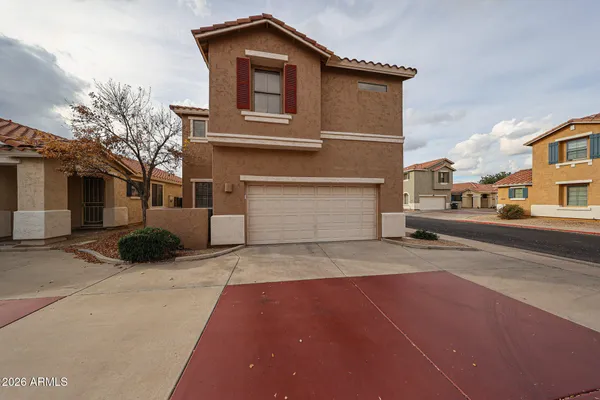 $2,000 | 961 East Redondo Drive, Gilbert, AZ 85296
