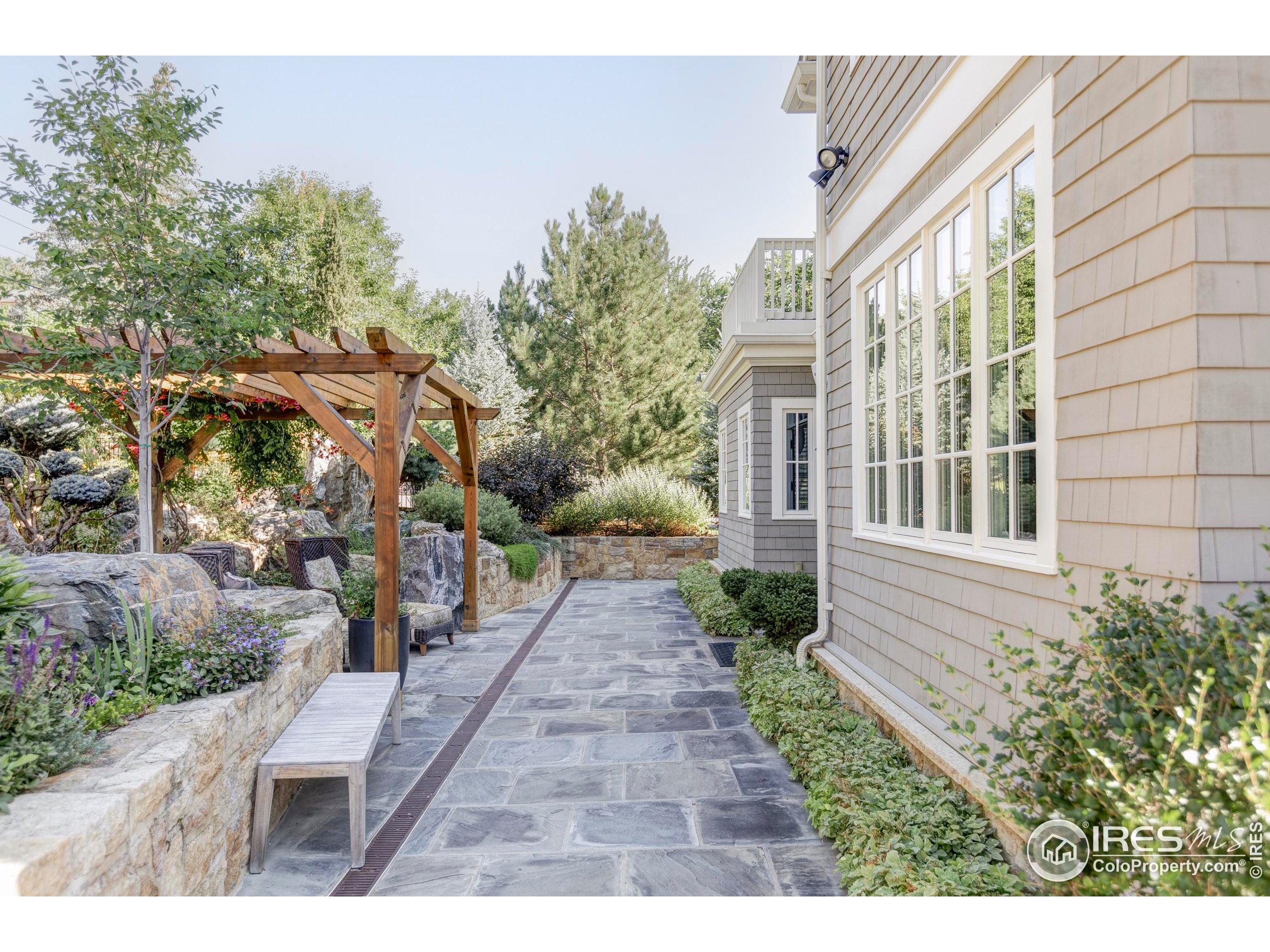3189 5th Street Boulder, CO 80304 - Photo 37 of 37 a view of a pathway with a pathway
