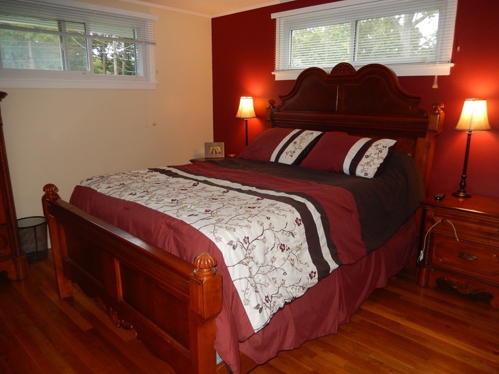786 Bradley Road Springfield, MA 01109 - Photo 8 of 15 Gallery Image 8