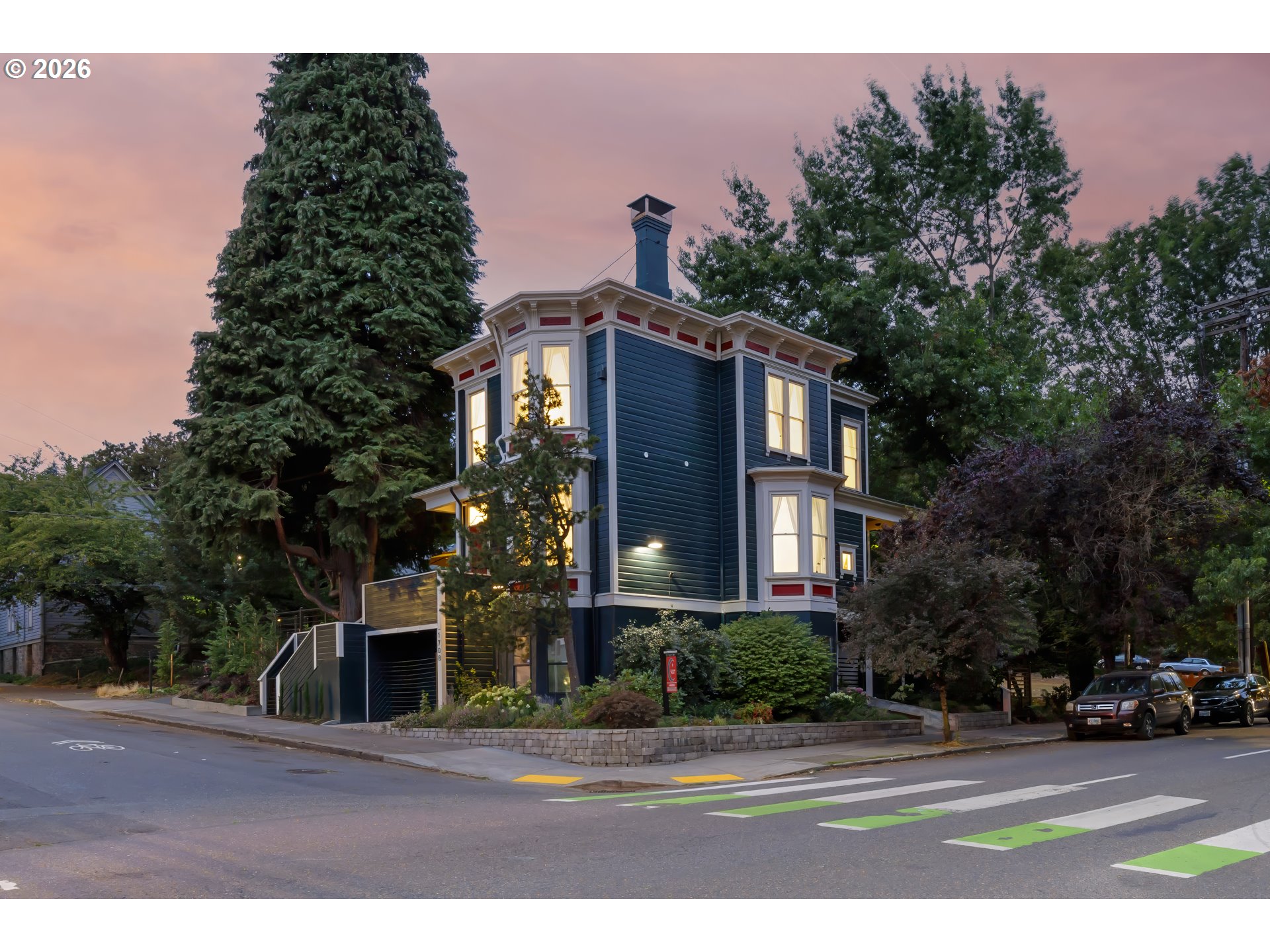 1708 Southwest Columbia Street Portland, OR 97201 - Photo 3 of 48