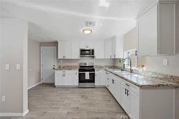 $490,000 | 7791 Eucalyptus Drive, Highland, CA 92346