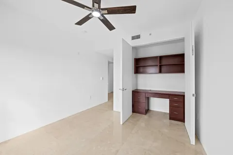 $999,000 | 2401 North Ocean Boulevard, Unit 702, Fort Lauderdale, FL 33305
