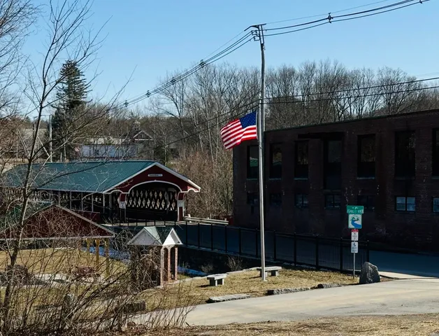 $1,694 | 3 North Winchester Street, Unit B, Swanzey, NH 03446