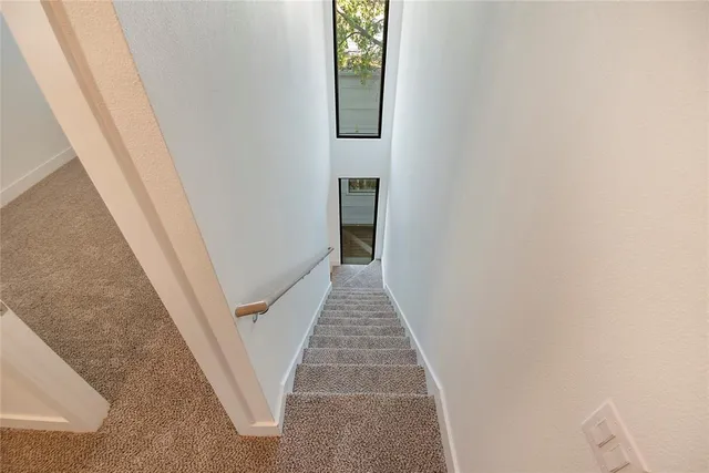 $515,000 | 4205 Roseland Avenue, Unit 205, Dallas, TX 75204