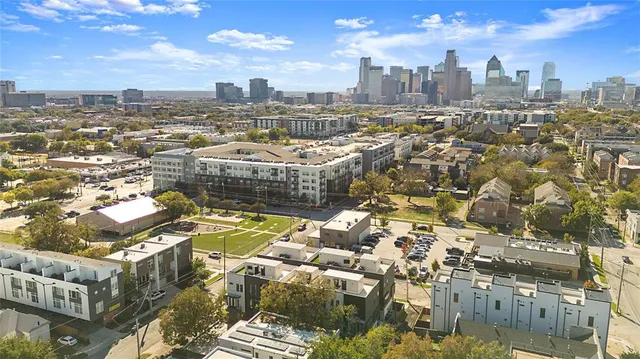 $515,000 | 4205 Roseland Avenue, Unit 205, Dallas, TX 75204