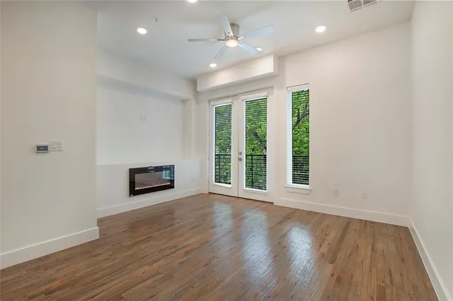 $515,000 | 4205 Roseland Avenue, Unit 205, Dallas, TX 75204