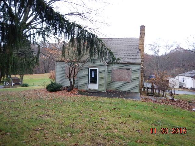 964 Hulton Road Penn Hills, PA 15147 - Photo 1 of 11 Gallery Image 1