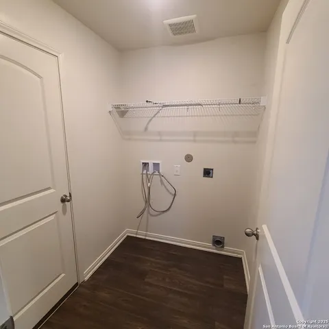 $1,595 | 3919 Turtle Creek, New Braunfels, TX 78132