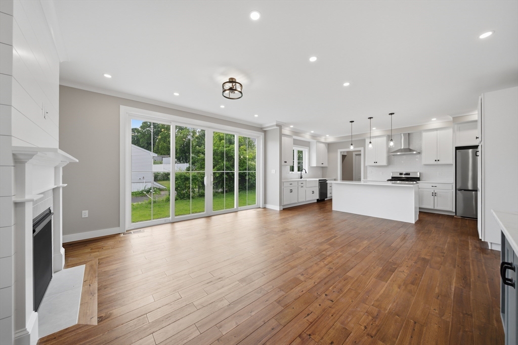 40 Ferncroft Road Braintree, MA 02184 - Photo 11 of 42