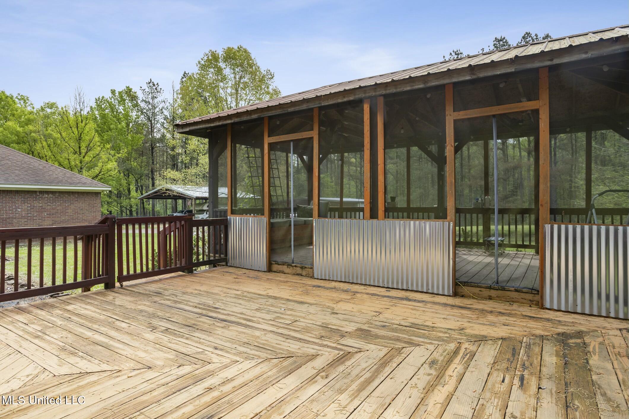 137 Falcon Ridge Drive Raymond, MS 39154 - Photo 31 of 52 tempImagem0k7W3