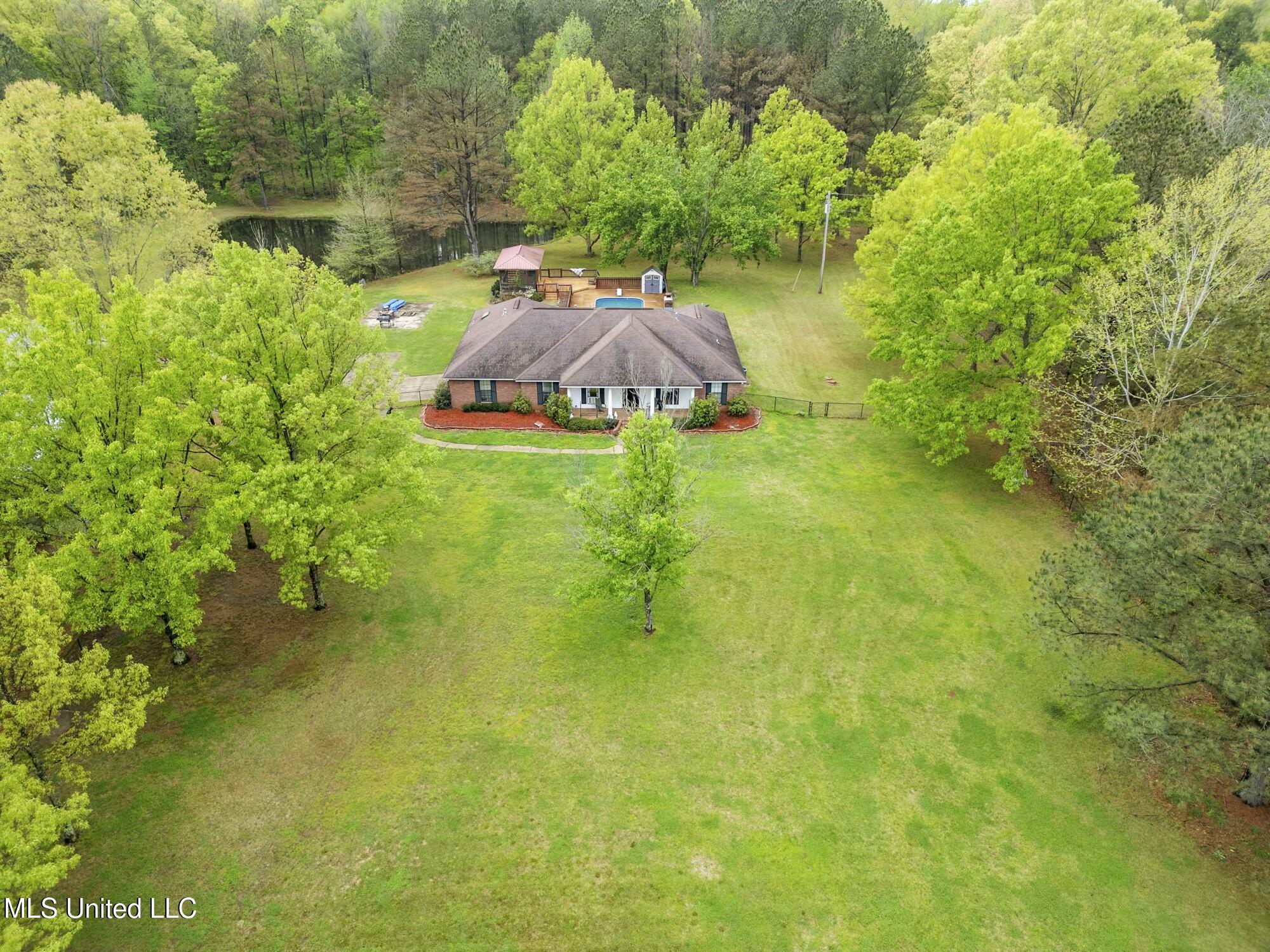 137 Falcon Ridge Drive Raymond, MS 39154 - Photo 5 of 52 tempImageofRumz