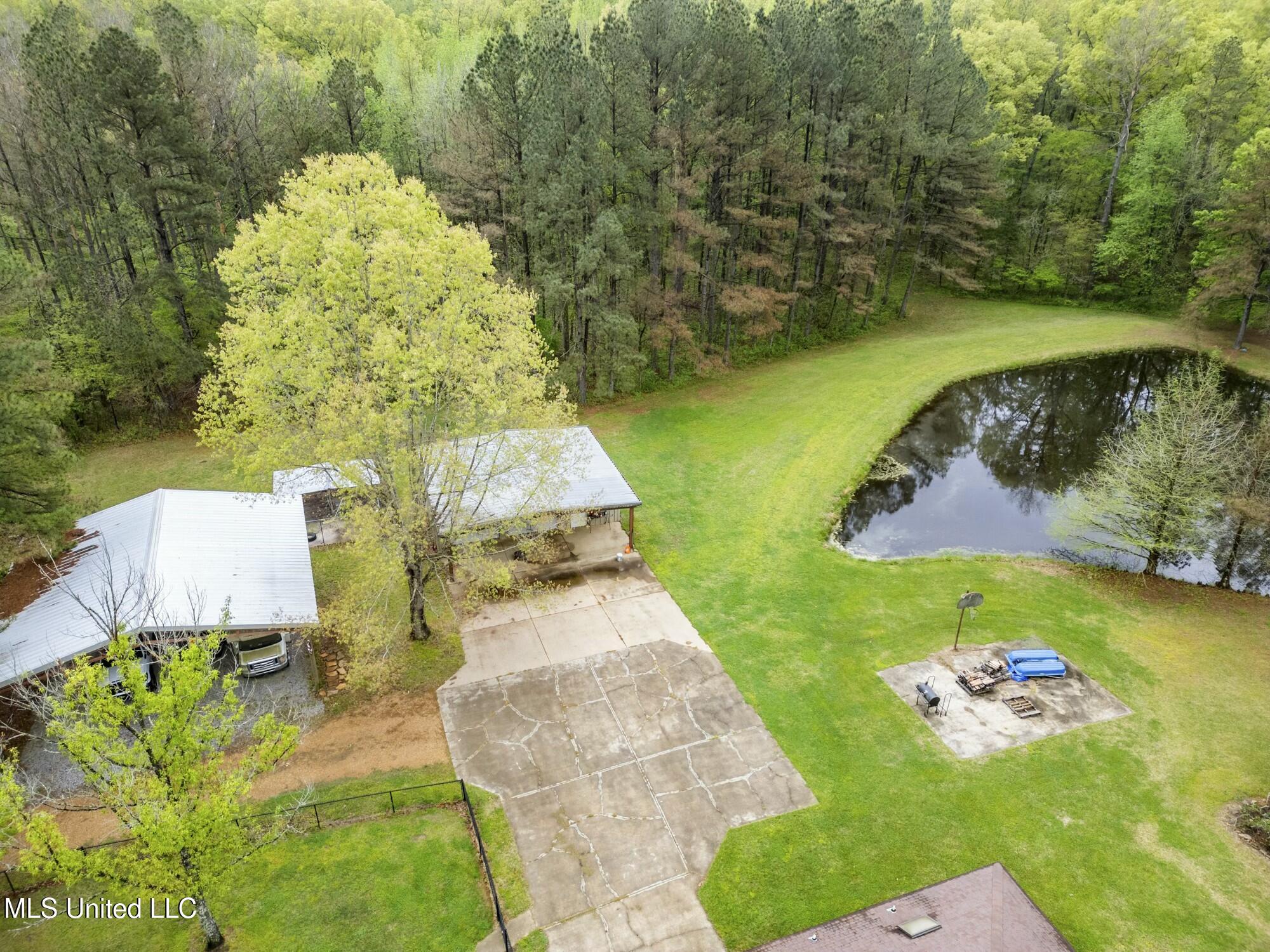 137 Falcon Ridge Drive Raymond, MS 39154 - Photo 7 of 52 tempImagelapEdy