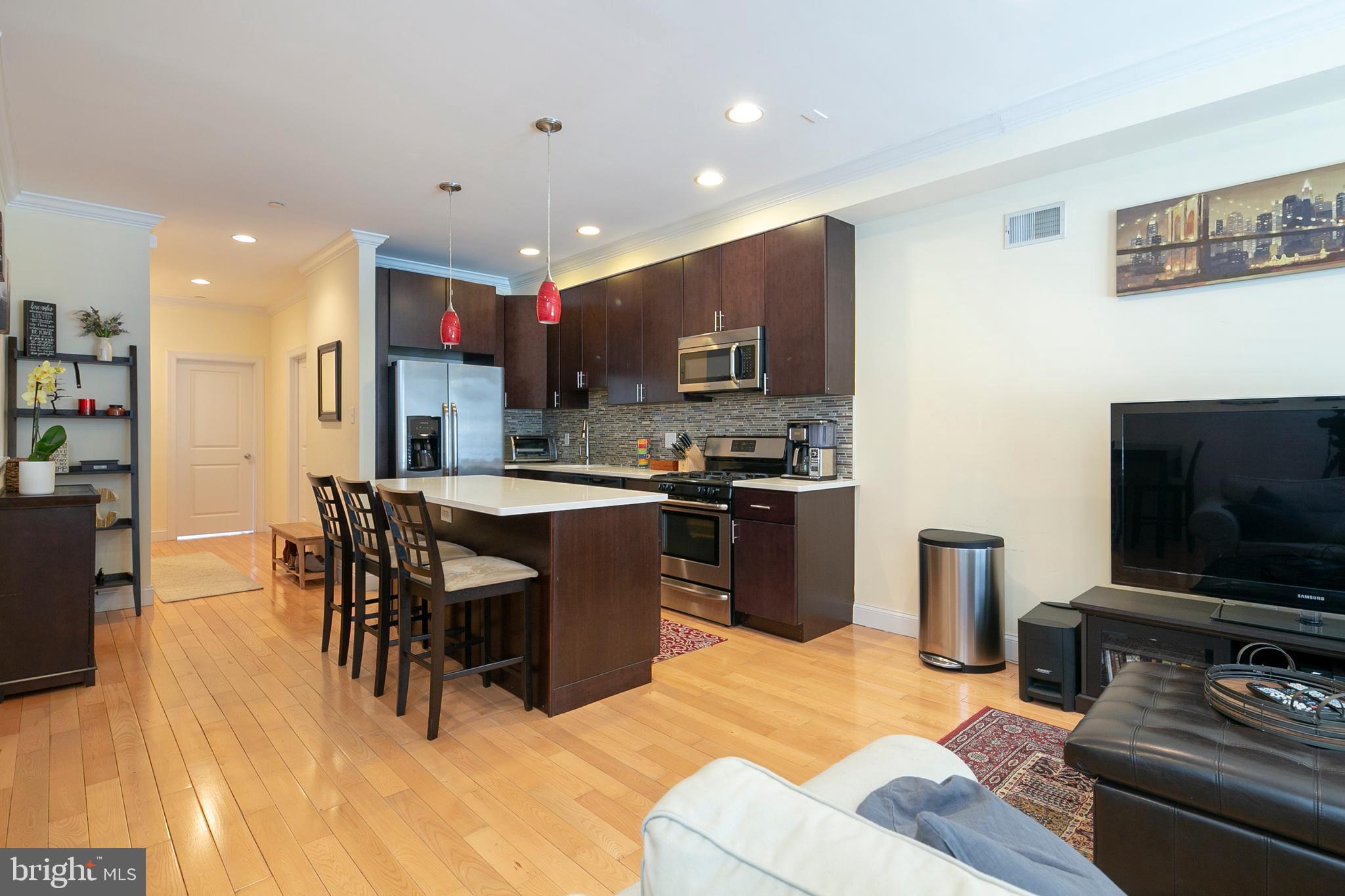 713 North 20th Street, Unit B Philadelphia, PA 19130 - Photo 1 of 14
