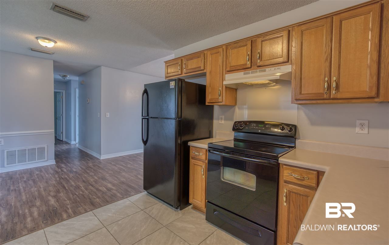 13085 Pointer Drive West Foley, AL 36535 - Photo 8 of 20 Kitchen/Dining