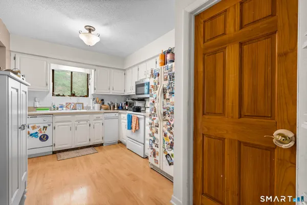 $1,900 | 113 Promenade Drive, Unit 113, Hamden, CT 06514