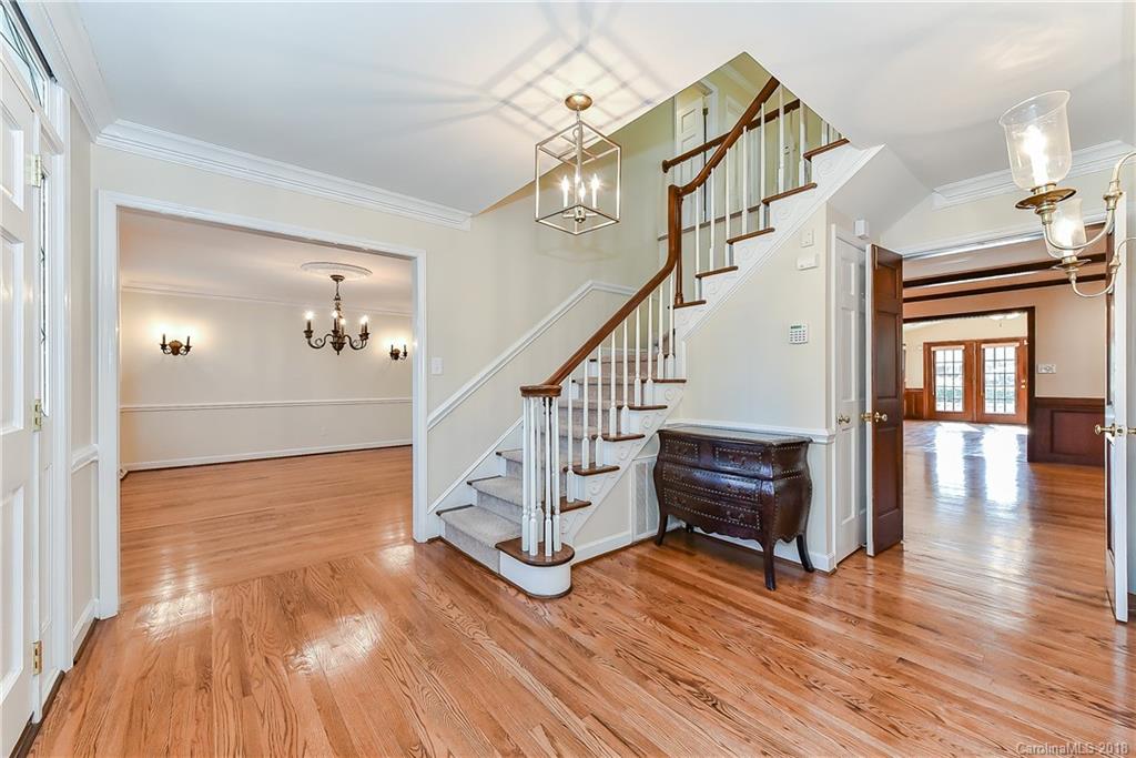 3900 Sharon View Road Charlotte, NC 28226 - Photo 3 of 36 Gallery Image 3