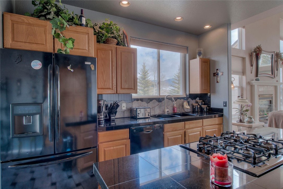 602 Willowbrook Road Silverthorne, CO 80498 - Photo 6 of 32 Gallery Image 6