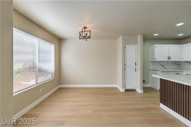 $1,500 | 8450 Alta Drive, Unit 121, Las Vegas, NV 89145