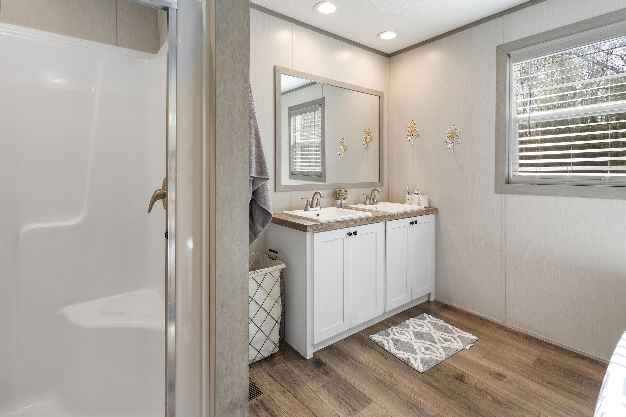 4050 Miller Road Hodges, SC 29653 - Photo 12 of 36