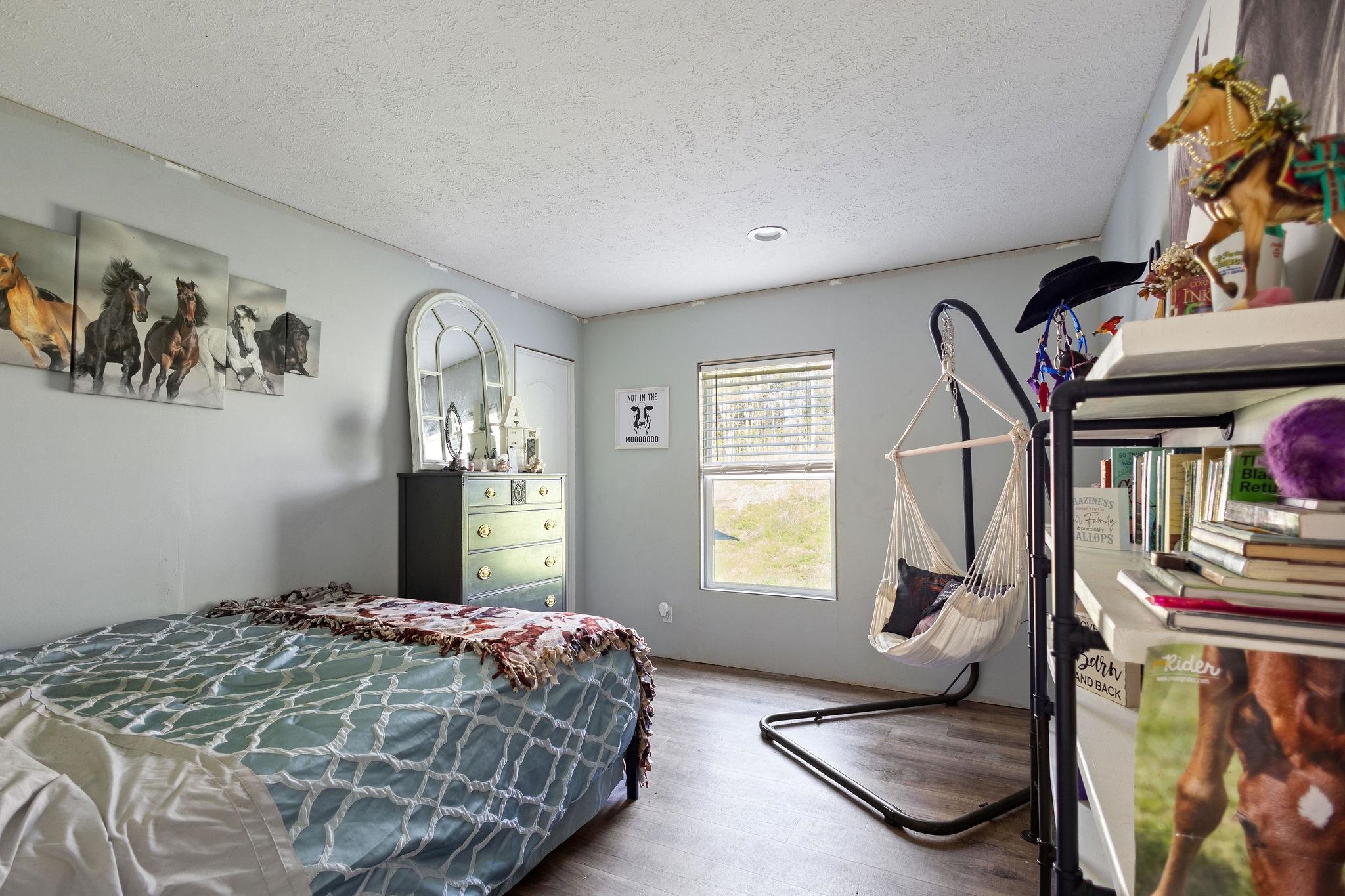 4050 Miller Road Hodges, SC 29653 - Photo 14 of 36