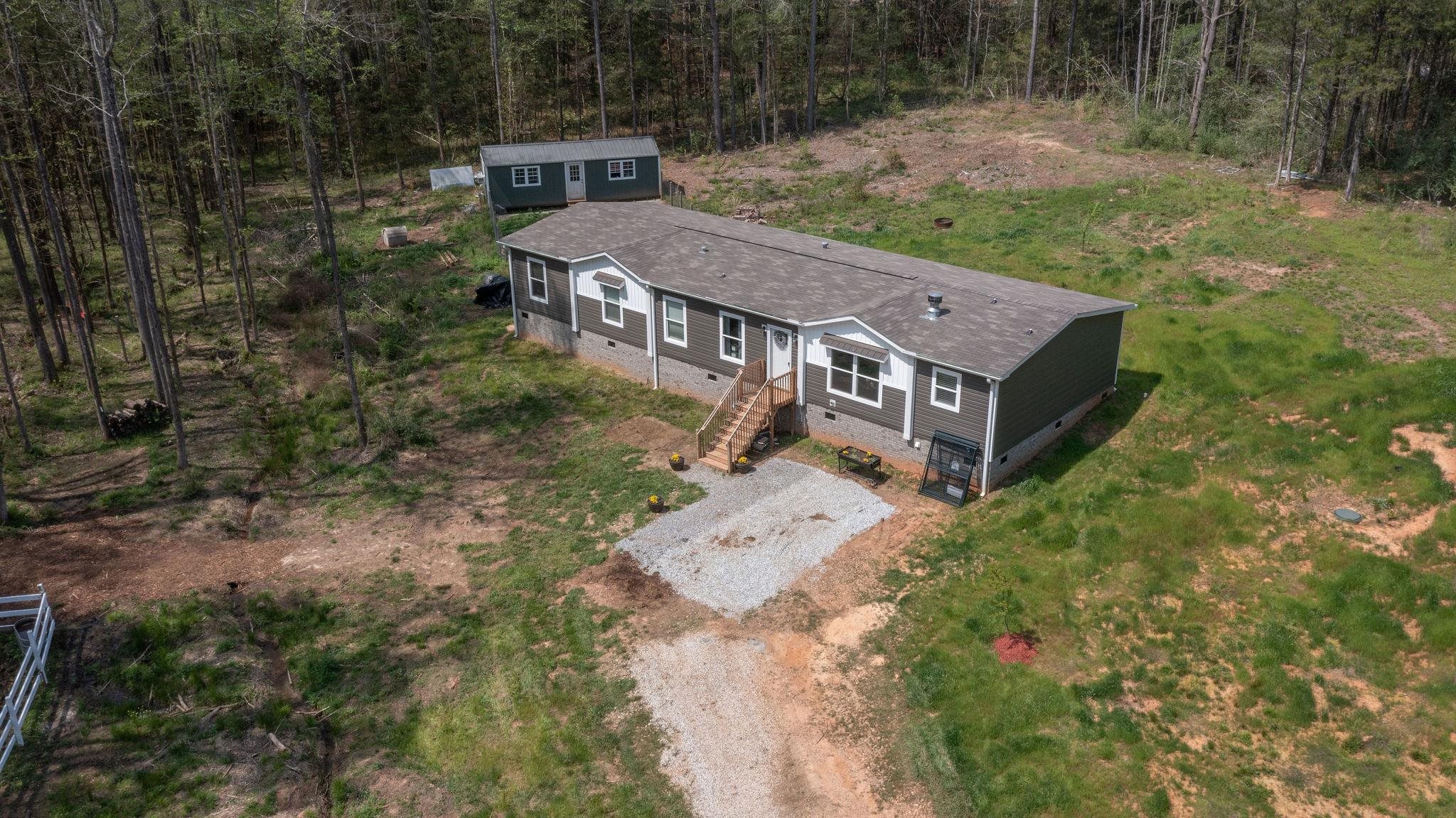 4050 Miller Road Hodges, SC 29653 - Photo 28 of 36