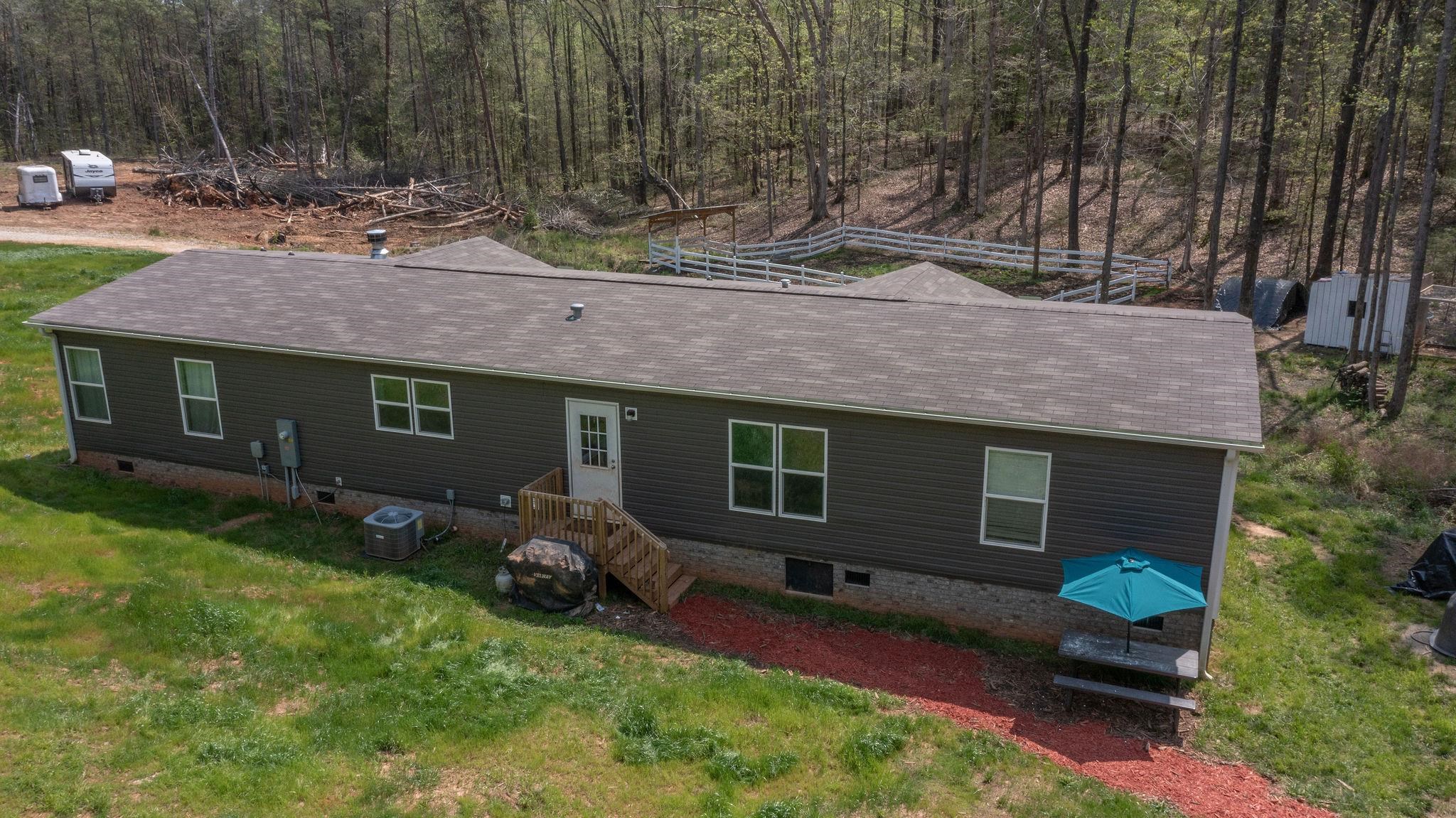 4050 Miller Road Hodges, SC 29653 - Photo 29 of 36